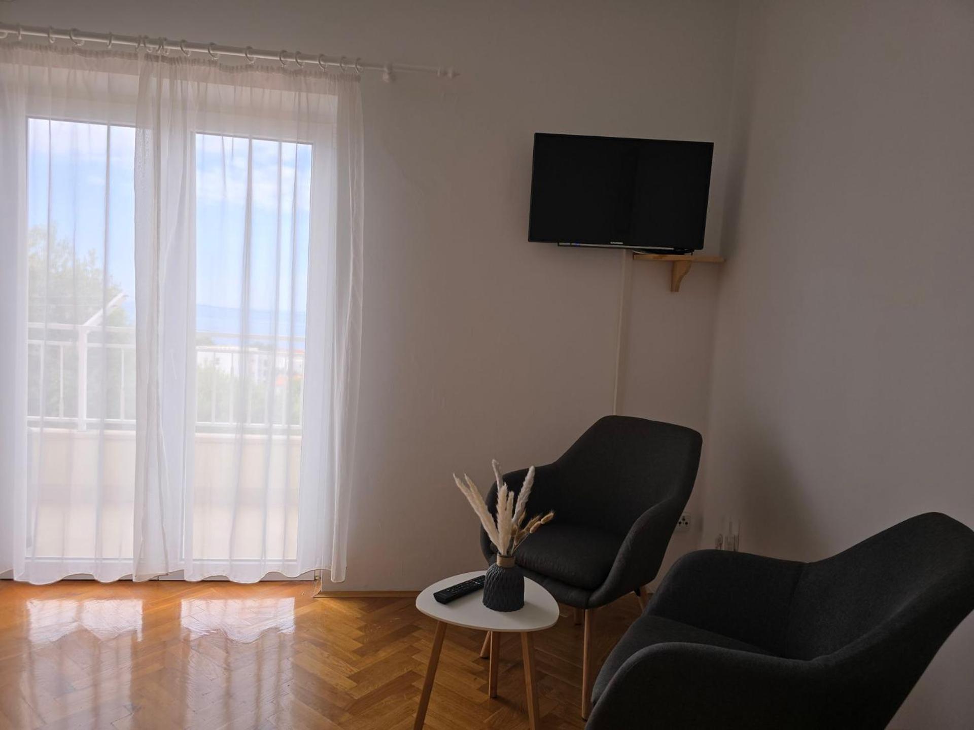 Apartment Huanita Promajna Exteriör bild